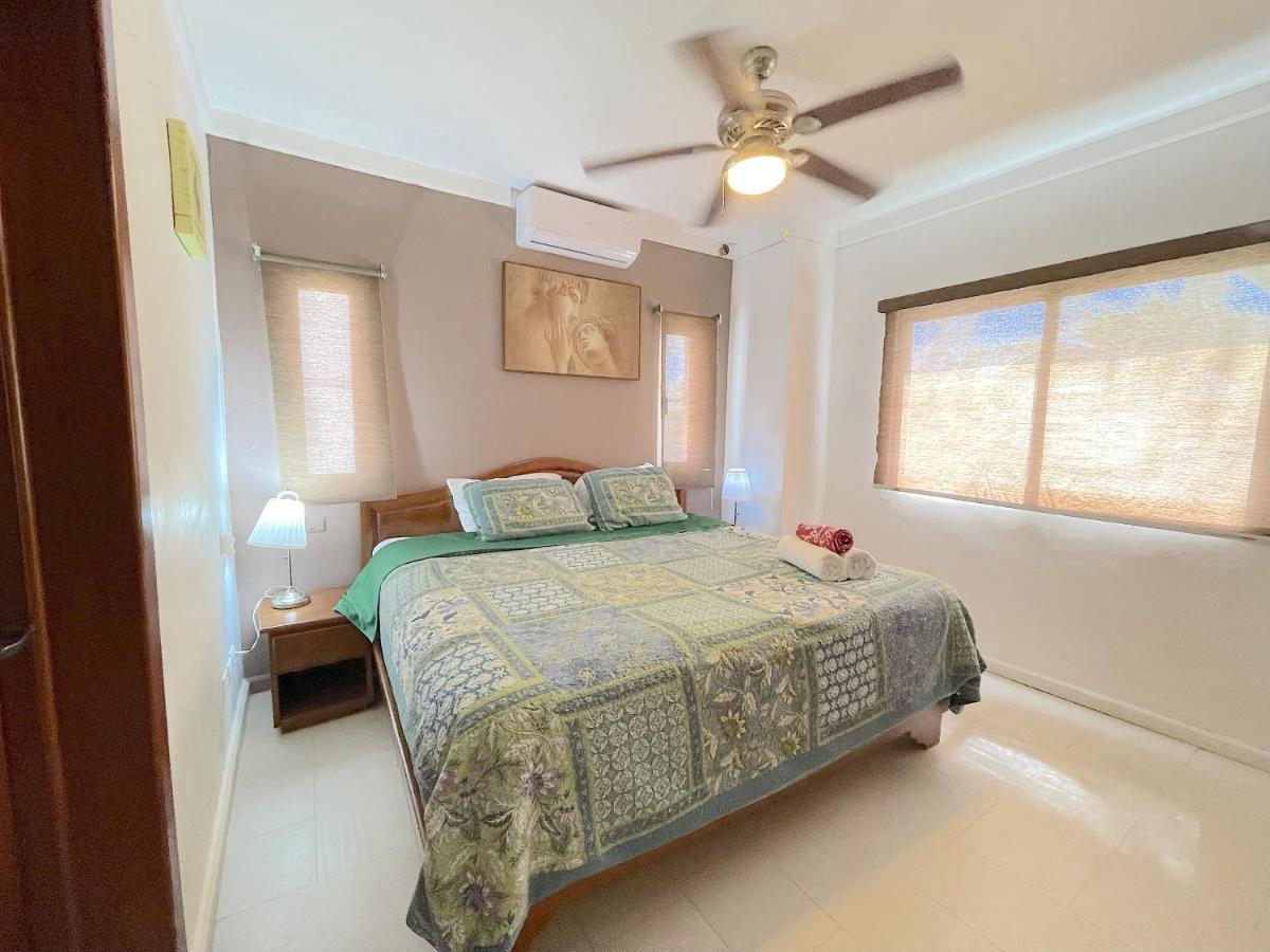 Beach Condo-Hotel With Villas & Private Apartments Wifi Bbq Beach Club & Spa Punta Cana Bagian luar foto